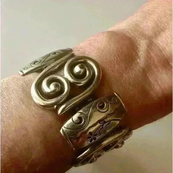 Vintage Brighton Silver Tone Etched Bracelet Adjustable Length 6.5-7.5" - Picture 7 of 9